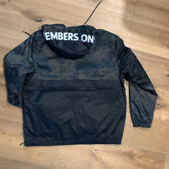 NEW: Members Only Men’s Jacket - Picture 2 of 3